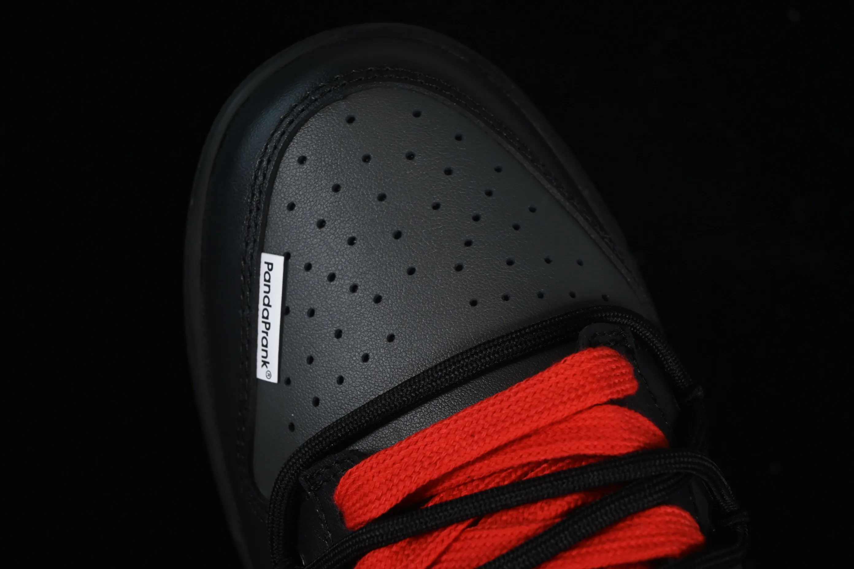 All Categories Nk SB Dunk Series Nk SB Dunk Low Low-top Sneakers Nk Dunk Low Panda Prank Space Exploration-The Infinite Abyss Cool Black SB Strappy Low-top Casual Sneakers DV0831-002